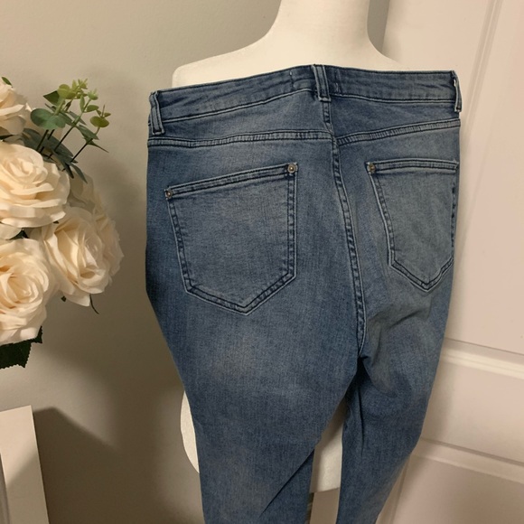 Lace Jeans - Picture 2 of 6